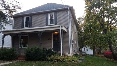 225 7th Ave SW in Rochester, MN - Building Photo - Building Photo