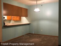 1110 NE 6th Ln photo'