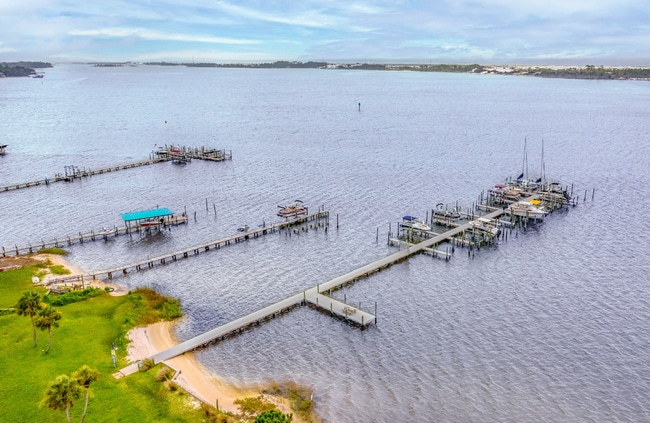 1699 US-98, Unit 501 in Mary Esther, FL - Building Photo - Building Photo