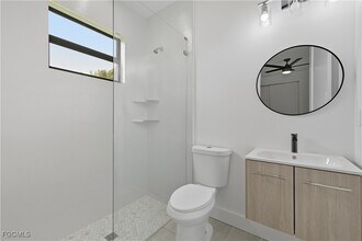 2561 Wilson Blvd N in Naples, FL - Building Photo - Building Photo