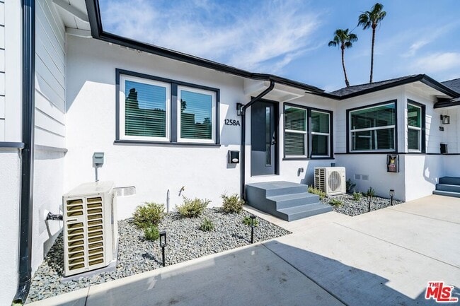 1258 Mariposa St in Glendale, CA - Building Photo - Building Photo