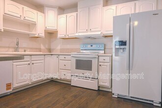 434 NE 176th Ave in Portland, OR - Building Photo - Building Photo