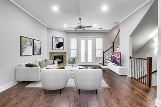 4323 Dickason Ave in Dallas, TX - Building Photo - Building Photo