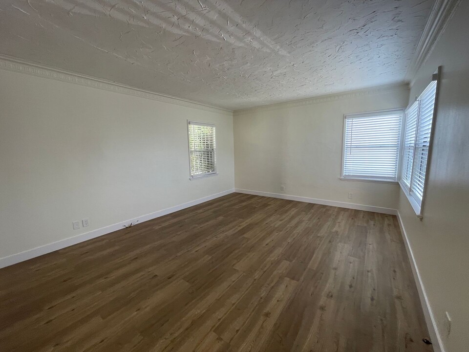 820 N Edinburgh Ave, Unit 824 N. Edinburgh in Los Angeles, CA - Foto de edificio