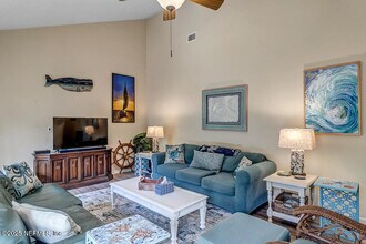 1908 Sea Oats Dr in Atlantic Beach, FL - Building Photo - Building Photo