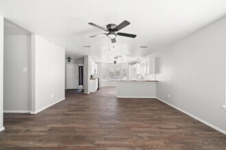 6201 5th St in Lubbock, TX - Building Photo - Building Photo