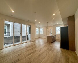 6642 N Nepal Ct in Aurora, CO - Building Photo - Building Photo