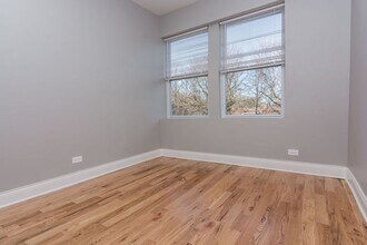 735 W Garfield Blvd in Chicago, IL - Building Photo - Building Photo