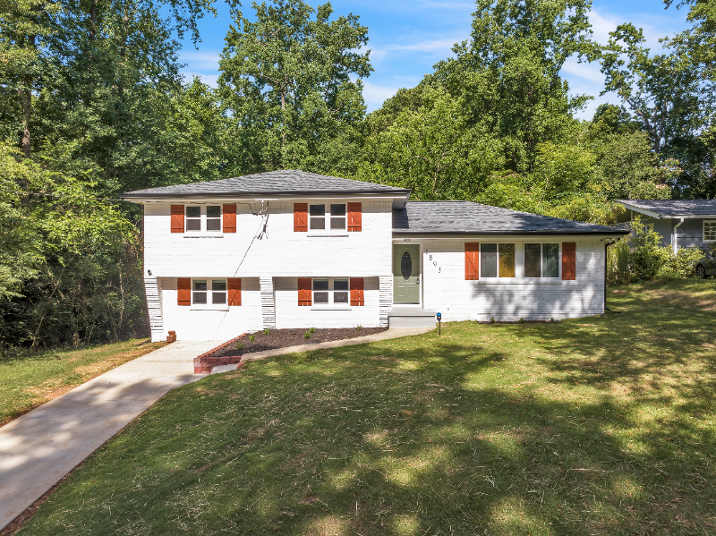 1893 Burning Tree Dr in Decatur, GA - Building Photo