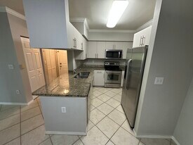 6530 Emerald Dunes Dr, Unit 308 in Royal Palm Beach, FL - Building Photo