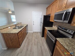 332 Arnold Dr in Belton, TX - Building Photo - Building Photo