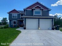 323 Maroon Ct photo'