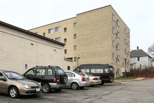 Conneaut Manor Apartments in Conneaut, OH - Foto de edificio - Building Photo