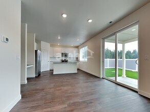 7636 Verona Lp SW in Olympia, WA - Building Photo - Building Photo
