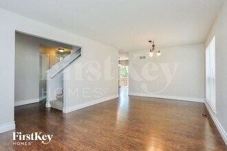 519 Cottage Crossing in O'Fallon, MO - Building Photo - Building Photo