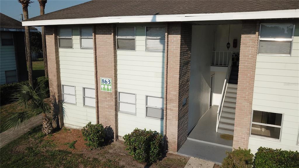 863 Sky Lake Cir in Orlando, FL - Building Photo