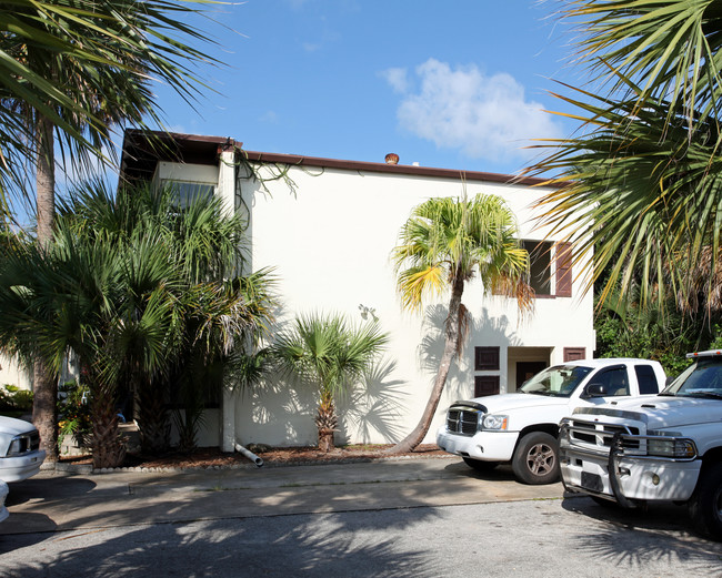 705 N Wild Olive Ave in Daytona Beach, FL - Building Photo - Building Photo