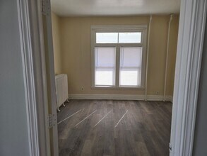 2439 8th Ave in Rock Island, IL - Building Photo - Building Photo