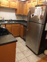 1056 Courtland Dr in Buffalo Grove, IL - Building Photo - Building Photo