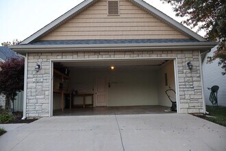 5806 Freeport Way in Columbia, MO - Building Photo - Building Photo