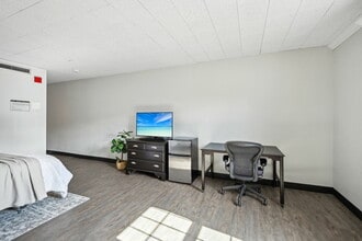Studios on Spring in Wyomissing, PA - Building Photo - Building Photo