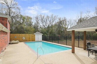 Adorable 3 Bed/2Bath Townhome Pre-Leasing in College Station, TX - Building Photo - Building Photo