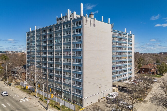 Colonel By Towers in Ottawa, ON - Building Photo - Building Photo