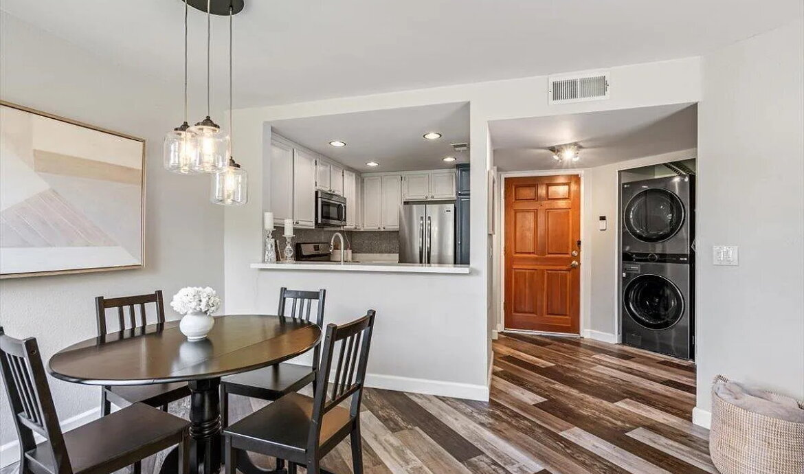 2958 Alanwood Ct in Spring Valley, CA - Building Photo