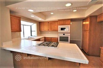 5017 Castle Pine Ct in Riverside, CA - Building Photo - Building Photo