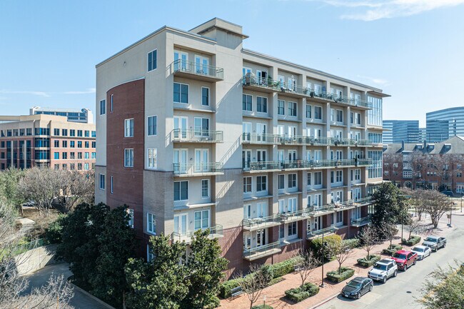 The Aventura in Addison, TX - Building Photo - Building Photo