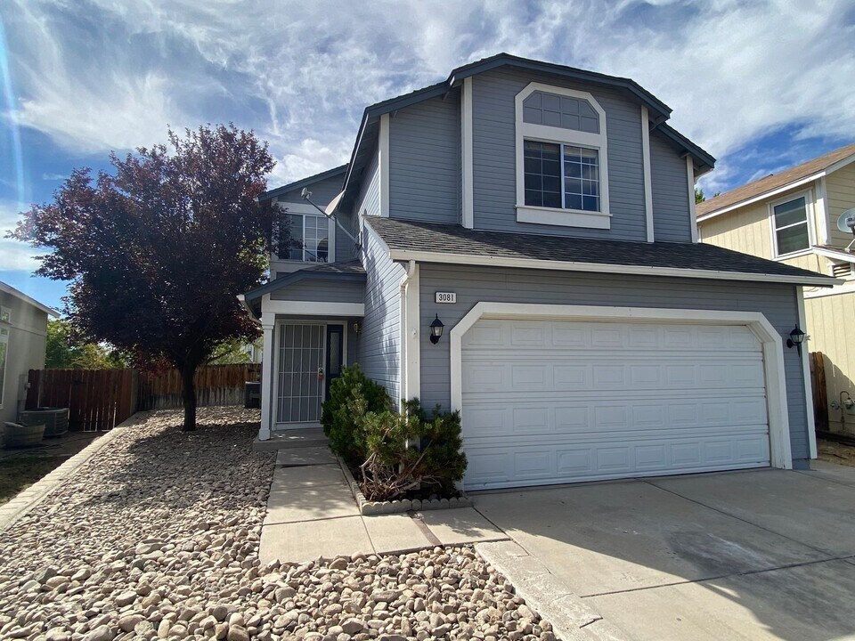 3081 S Cottage Dr in Sparks, NV - Building Photo