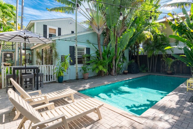 713 Penn St in West Palm Beach, FL - Building Photo - Building Photo