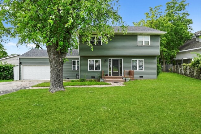 property at 33351 N Park St