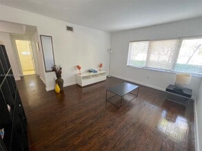 1616 Euclid Ave in Miami Beach, FL - Building Photo - Building Photo