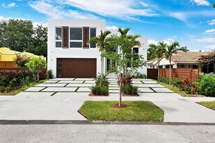 1615 NE 3rd Ct in Fort Lauderdale, FL - Building Photo