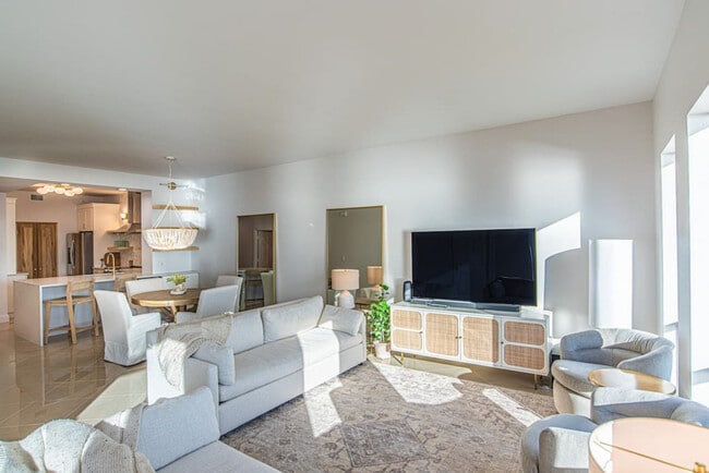 16700 Gulf Blvd in North Redington Beach, FL - Building Photo - Building Photo