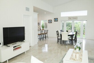 14758 SW 39th Terrace, Unit SI ID1273315P in Miami, FL - Foto de edificio - Building Photo