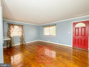 3217 St Lukes Ln in Baltimore, MD - Building Photo - Building Photo