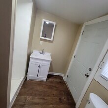 2844 N Gladstone Ave in Indianapolis, IN - Foto de edificio - Building Photo