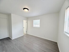 6522 Julia Dr in Milton, FL - Building Photo - Building Photo