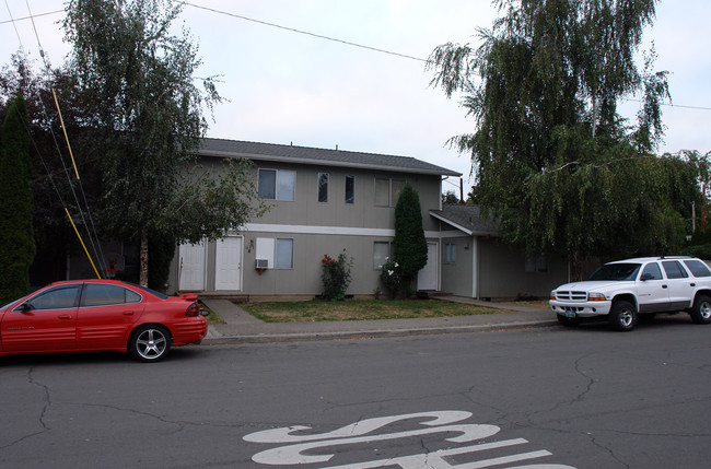 611-619 24th St SE in Salem, OR - Building Photo - Building Photo