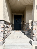 268 N 1075 W in Clearfield, UT - Building Photo - Building Photo