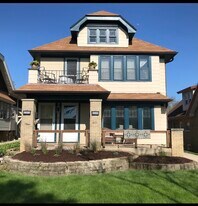 2348 N 58th St, Unit Uptown Gem