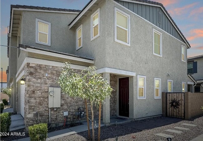 property at 1111 W. Diamondback Dr.