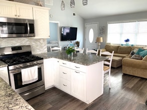132 Kathryn St in Lavallette, NJ - Building Photo - Building Photo