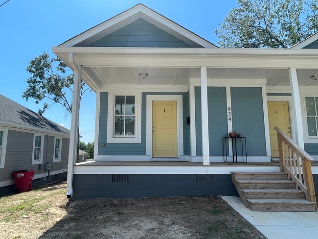 924 Oglethorpe St-Unit -1 in Macon, GA - Building Photo - Building Photo