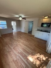 5520 Menard Ave in Galveston, TX - Building Photo - Building Photo