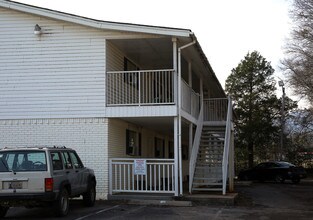 Heather Apartments in Poteau, OK - Foto de edificio - Building Photo