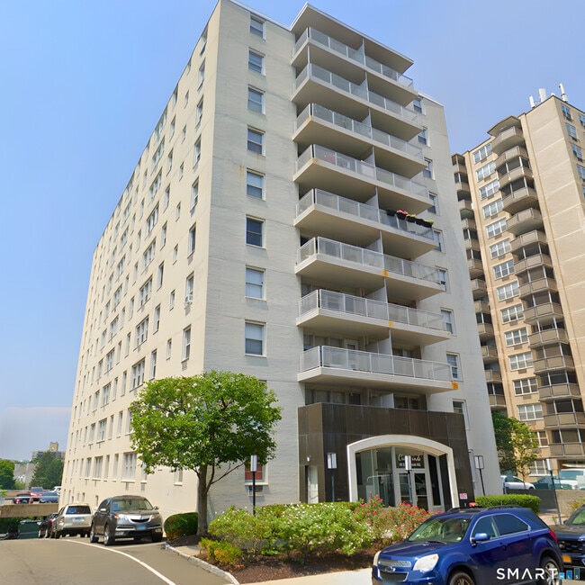 property at 30 Glenbrook Rd