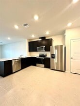 4216 Chester Spgs Blvd in Davenport, FL - Building Photo - Building Photo